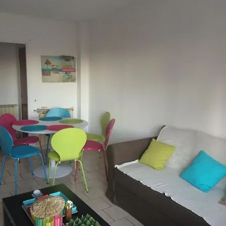 Grand T3 Dernier Etage Vue Degagee! Apartment *